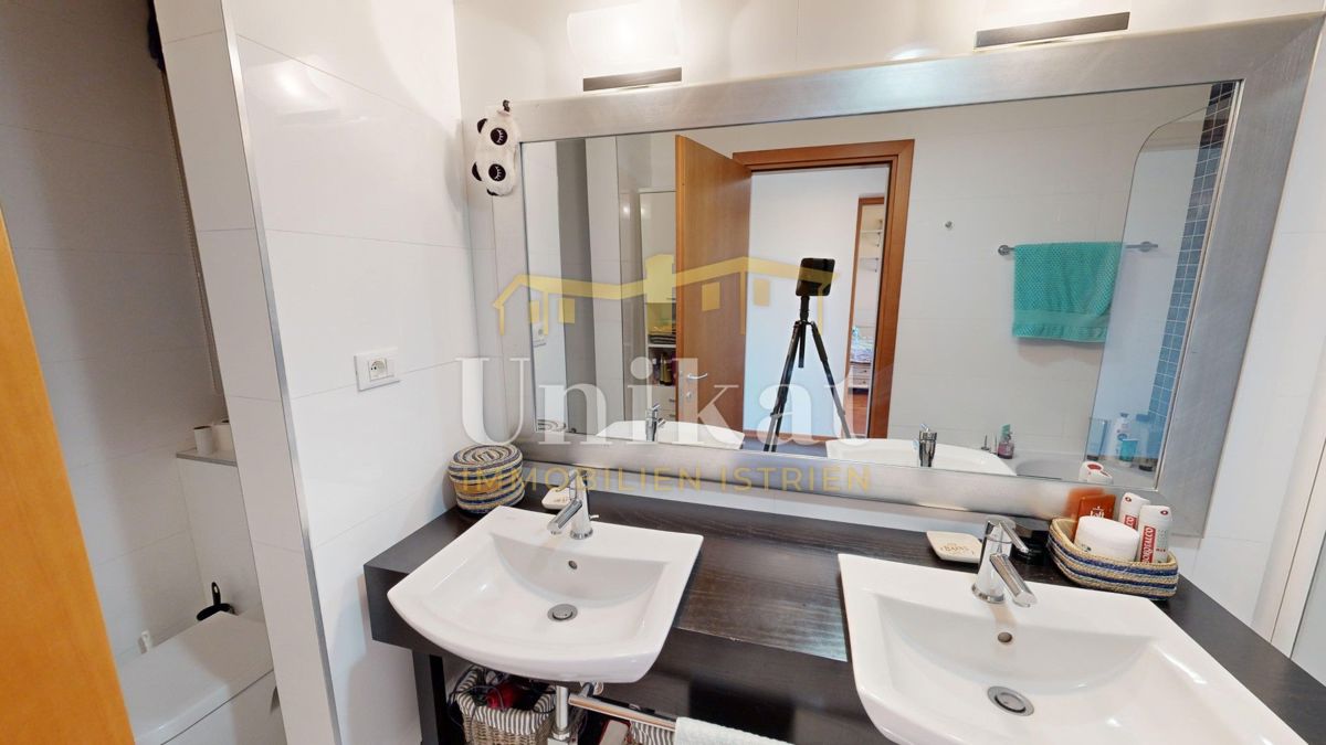 Dvostanovanjski stan z 4 spalnicami